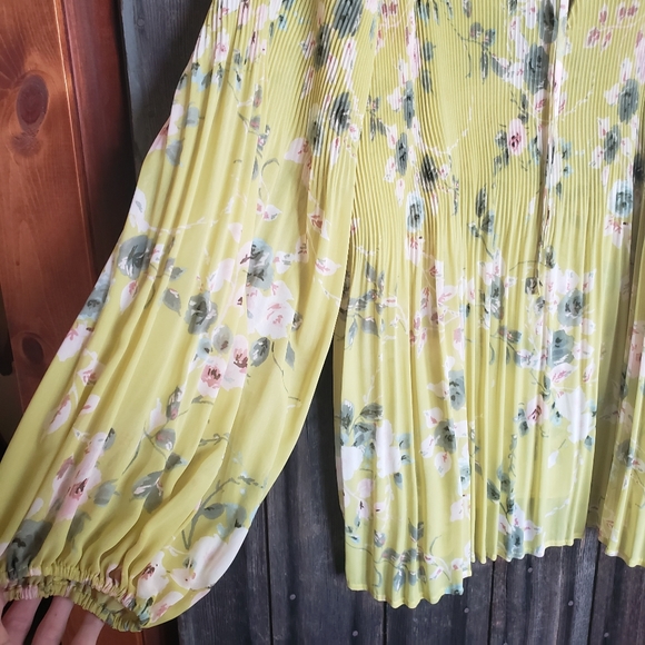 Como Vintage Chartreuse Green Floral Print Pleated Bubble Sleeve Tunic Size 3X - Picture 7 of 10
